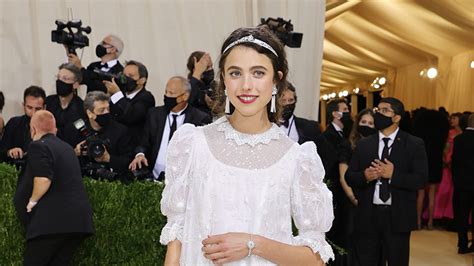 margaret qualley nackt|Maid star Margaret Qualley poses nude in Instagram post